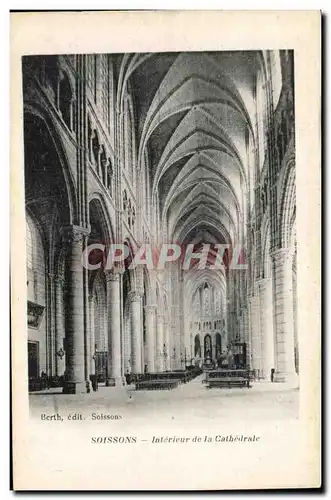 Ansichtskarte AK Soissons Interieur de la Cathedrale