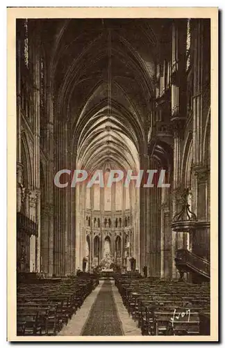 Cartes postales Cathedrale de Chartres Interieur de la Cathedrale La Nef et le Choeur