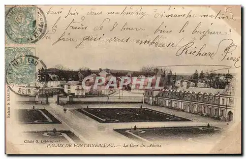 Ansichtskarte AK Palais De Fontainebleau La Cour des Adieux