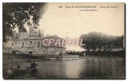 Cartes postales Palais de Fontainebleau Etang des Carpes et I ancien theatre