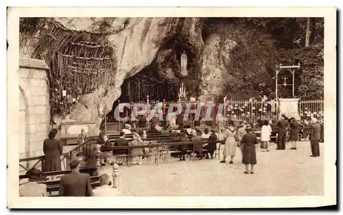 Cartes postales Lourdes La Grotte The Grotto
