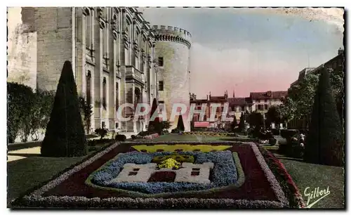 Cartes postales Angouleme Jardin de l Hotel de Ville Les Armes de la Ville