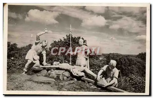 Cartes postales Calvaire de Pontchateau Le Chemin de la Croix XI Station Jesus est cloue a la croix