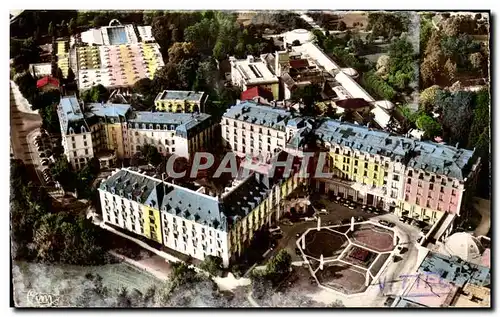Cartes postales Vittel Les Grands Hotels de la Station Vue aerienne