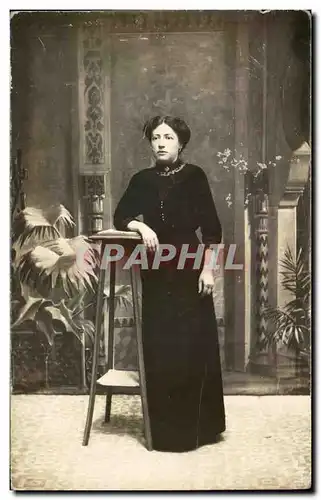 CARTE PHOTO Femme Folklore