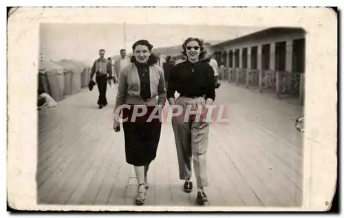 PHOTO Femmes Deauville Folklore