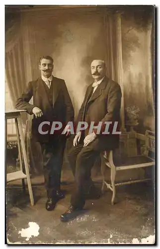 CARTE PHOTO Hommes en costumes