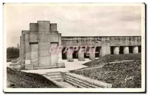 Cartes postales Verdun Champs de bataille Monument de la Tranchee des Baionnettes A Ventre Architecte