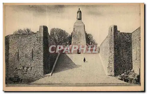 Cartes postales Verdun Monument A La Victoire Et Aux Soldats de Verdun