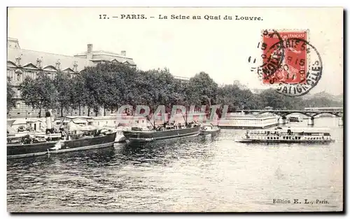 Cartes postales Paris La Seine au Quai du Louvre Peniches