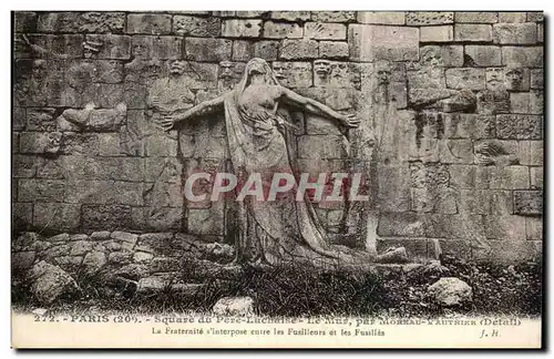 Cartes postales Paris Square du Pere Lachaise Le Mur Par Moreau Vauthier Cimetiere