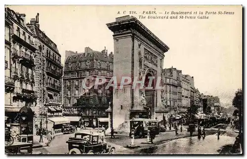 Ansichtskarte AK Paris Le Boulevard et la Porte St Denis The Boulevard and St Danis Gathe