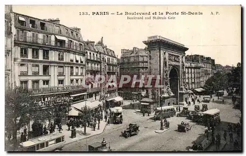 Ansichtskarte AK Paris Le Boulevard et la Porte St Denis Boulevard and St Denis Gate