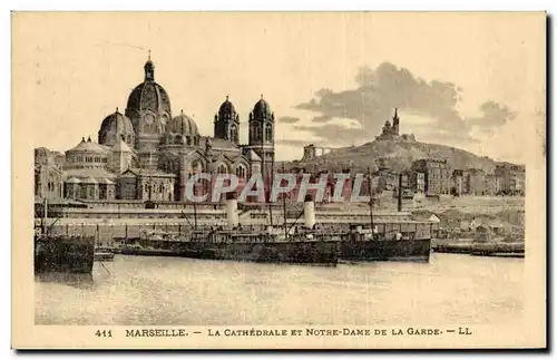 Cartes postales Marseille La Cathedrale Et Notre Dame De La Garde Bateaux