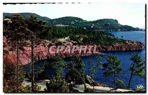 Ansichtskarte AK Les Calanques du Trayas Au fond Miramar d Esterel et la pointe de l Esquillon