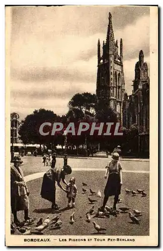 Cartes postales Bordeaux Les Pigeons et Tour Pey Berland