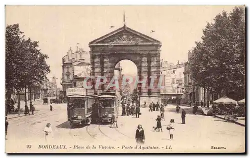 Cartes postales Bordeaux Place de la Victoire Porte d Aquitaine Tramway