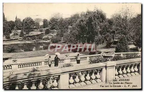 Cartes postales Angers La Jardin des Plantes Vue vers la Cascade