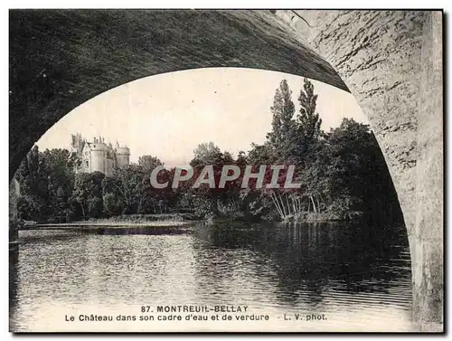 Ansichtskarte AK Montreuil Bellay Le Chateau dans son cadre d eau et de Verdure