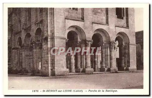 Cartes postales Saint Benoit sur Loire Porche de la Basilique