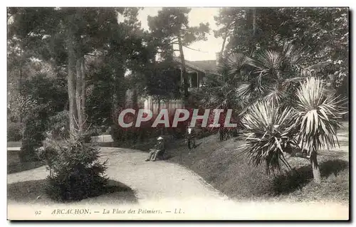 Cartes postales Arcachon La Place des Palmiers