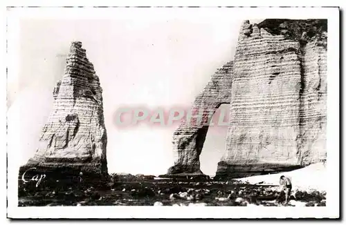 Ansichtskarte AK Etretat Porte d Aval et Grande Aiguille