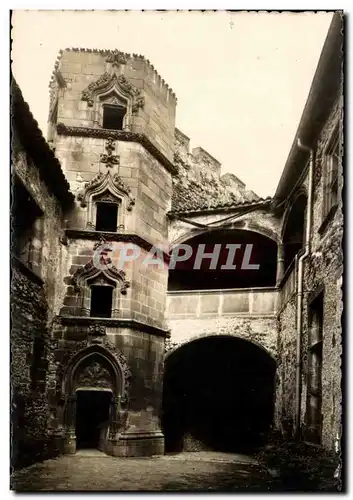 Ansichtskarte AK Les Belles Provinces Frangnises L&#39Auvergne Chateau De Tournoel L&#39Escaller Rencissance