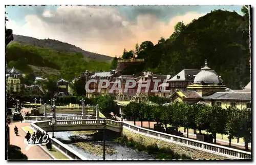 Cartes postales L&#39Auvergne La Bourboule Quais En Ponts De La Dordogne Le Roche Des Fees