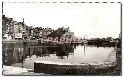 Ansichtskarte AK Honfleur Le Bassin en Pleine eau