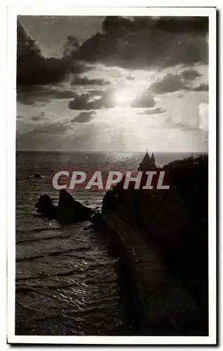 Cartes postales Biarritz Coucher De Solell Sur La Villa Belza