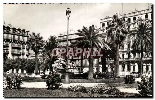 Ansichtskarte AK Toulon Un Coin Place Liberte La Prefecture Maritime