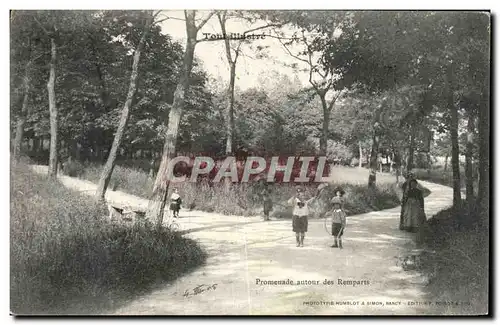 Ansichtskarte AK Promenade Autour Des Remparts Toul enfants