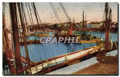 Cartes postales Les Sables d'Olonne Jolie Echappee sur le Port Bateaux