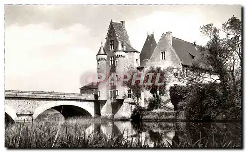 Cartes postales moderne La Fleche Le Chateau des Carmes au Bord du Loir