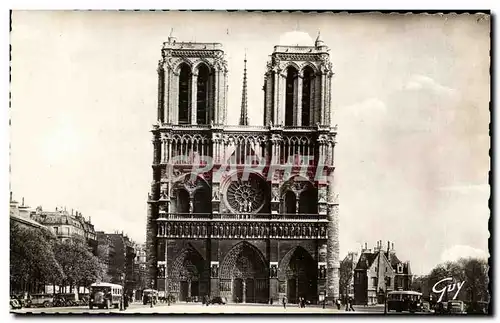 Cartes postales Paris Et Ses Merveilles Notre Dame et le Parvis