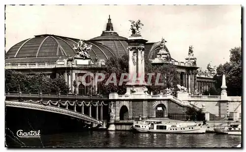 Cartes postales Paris Le Grand Palais et le pont Alexandre III