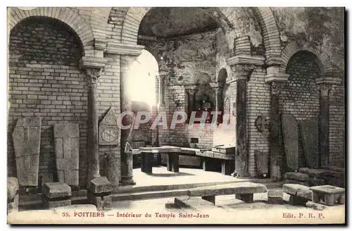 Cartes postales Poitiers Interieur Du Temple Saint Jean