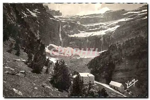 Cartes postales Gavarnie Le Cirque Et l&#39Hotel Du Cirque