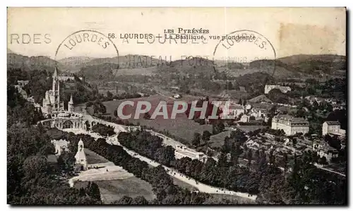 Cartes postales Lourdes La Basilique vue Plongeante