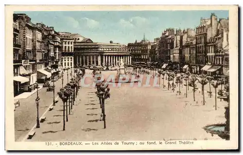 Cartes postales Bordeaux Les Allees de Tourny au fond le Grand Theatre