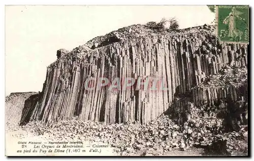 Cartes postales Les Orgues de Montrodeix Colonnes Basqliqnes au pied du Pay de Dome