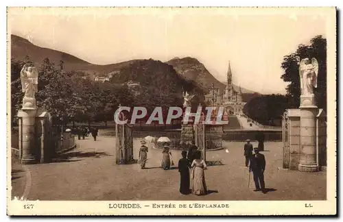 Cartes postales Lourdes Entree de l&#39esplanade