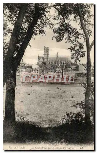 Ansichtskarte AK Nevers La Cathedrale vue a travers les Acacias