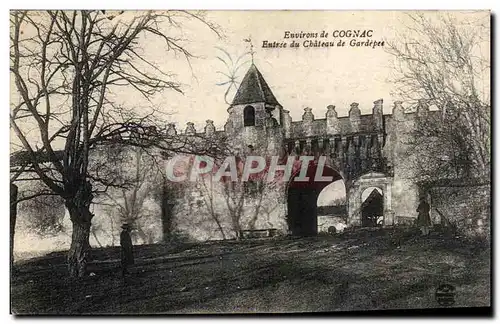 Ansichtskarte AK Environs de Cognac Entree du Chateau de Gardepee