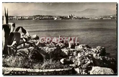 Ansichtskarte AK Antibes Echappee sur la Ville vue de