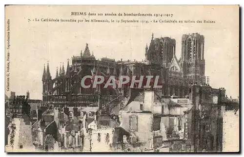 Ansichtskarte AK Reims dans ses annees de bombardement Militaria