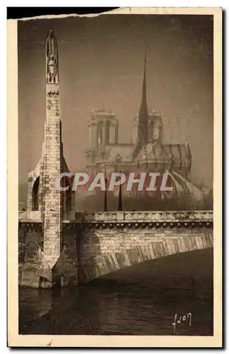 Ansichtskarte AK Paris en flanant notre dame et statue de ste geneviere Oeuvre de landowaki Yvon