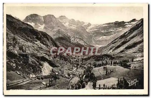 Cartes postales Gavarnie Le Village et le Cirque