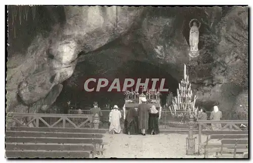 Cartes postales Lourdes La Grotte Miraculeuse The Grotto