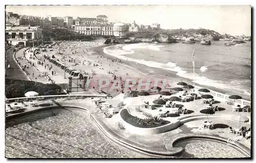 Ansichtskarte AK Biarritz La Grande Plage Au 1er plan la Piscine de I&#39Hotel du Palais